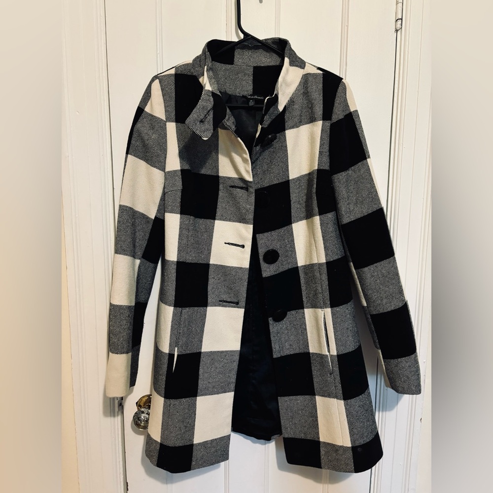 Early 2000s/Y2K Coat - black and white plaid.